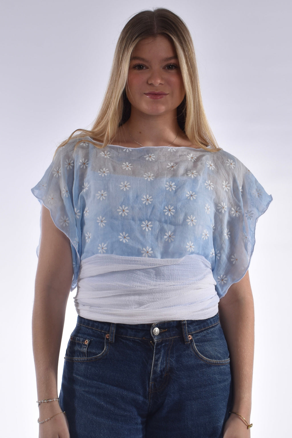 The Isla Top Blue Daisy