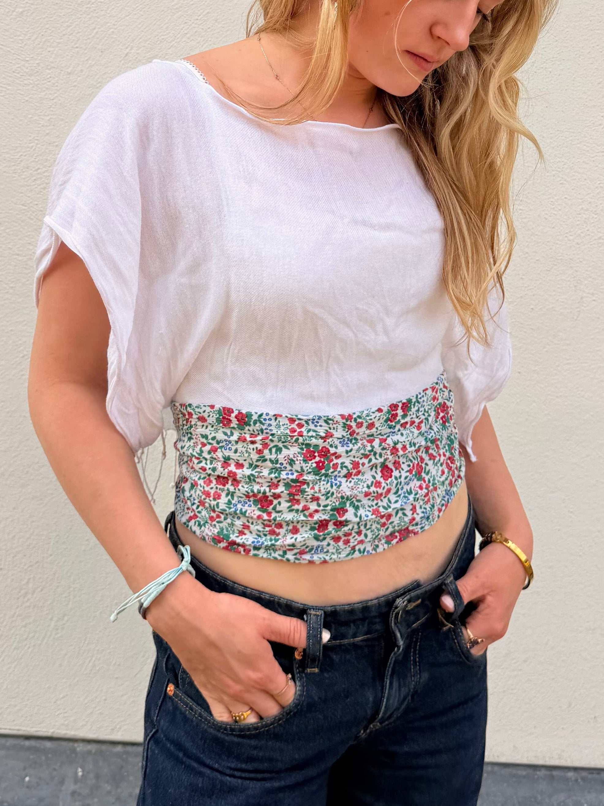 The Lily Top White Floral