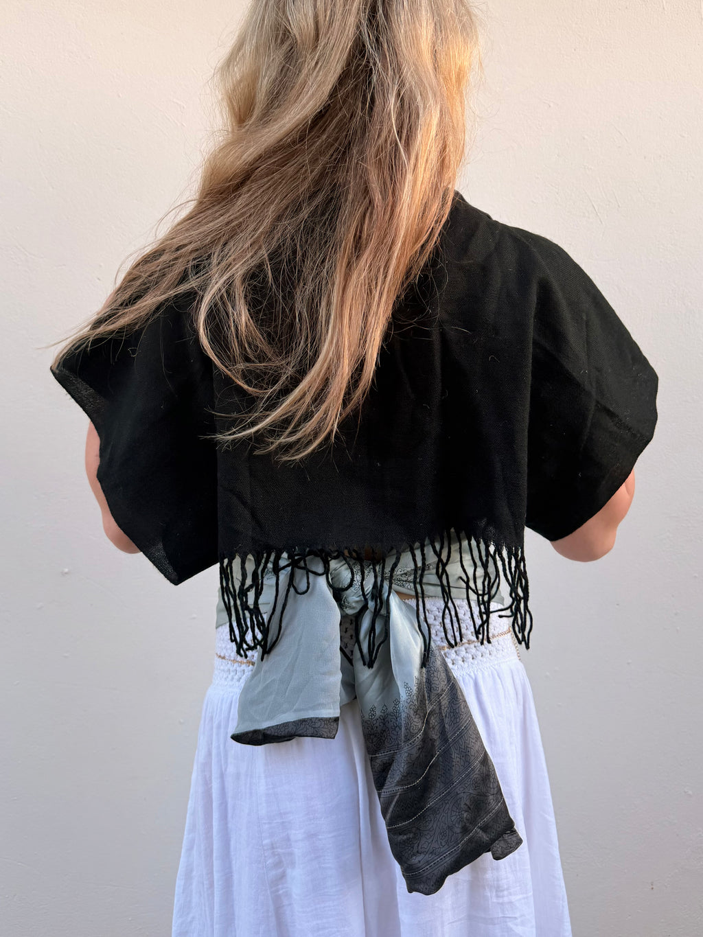 The Lily Top Black & Grey