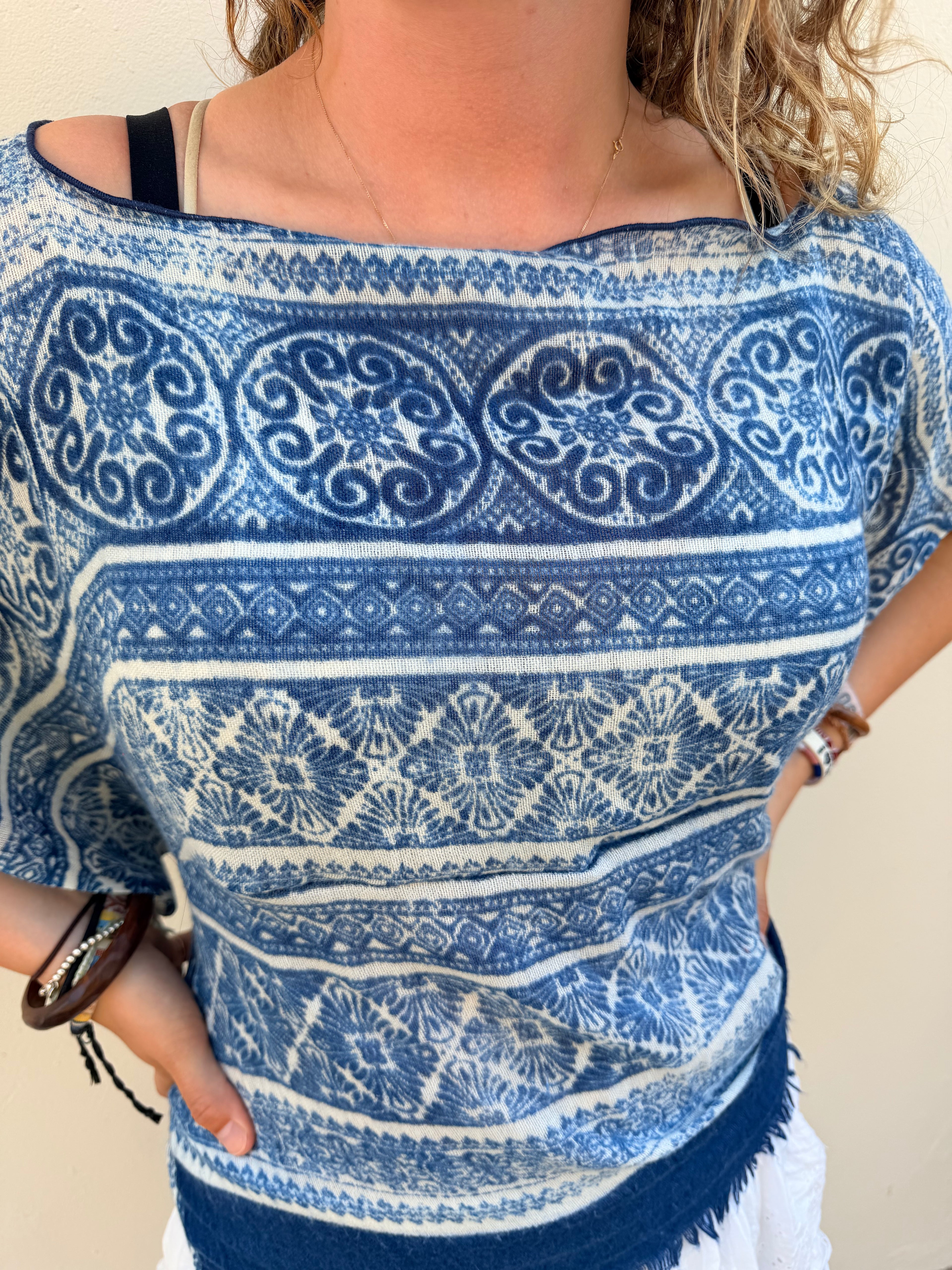 The Isla Top Sea Blue