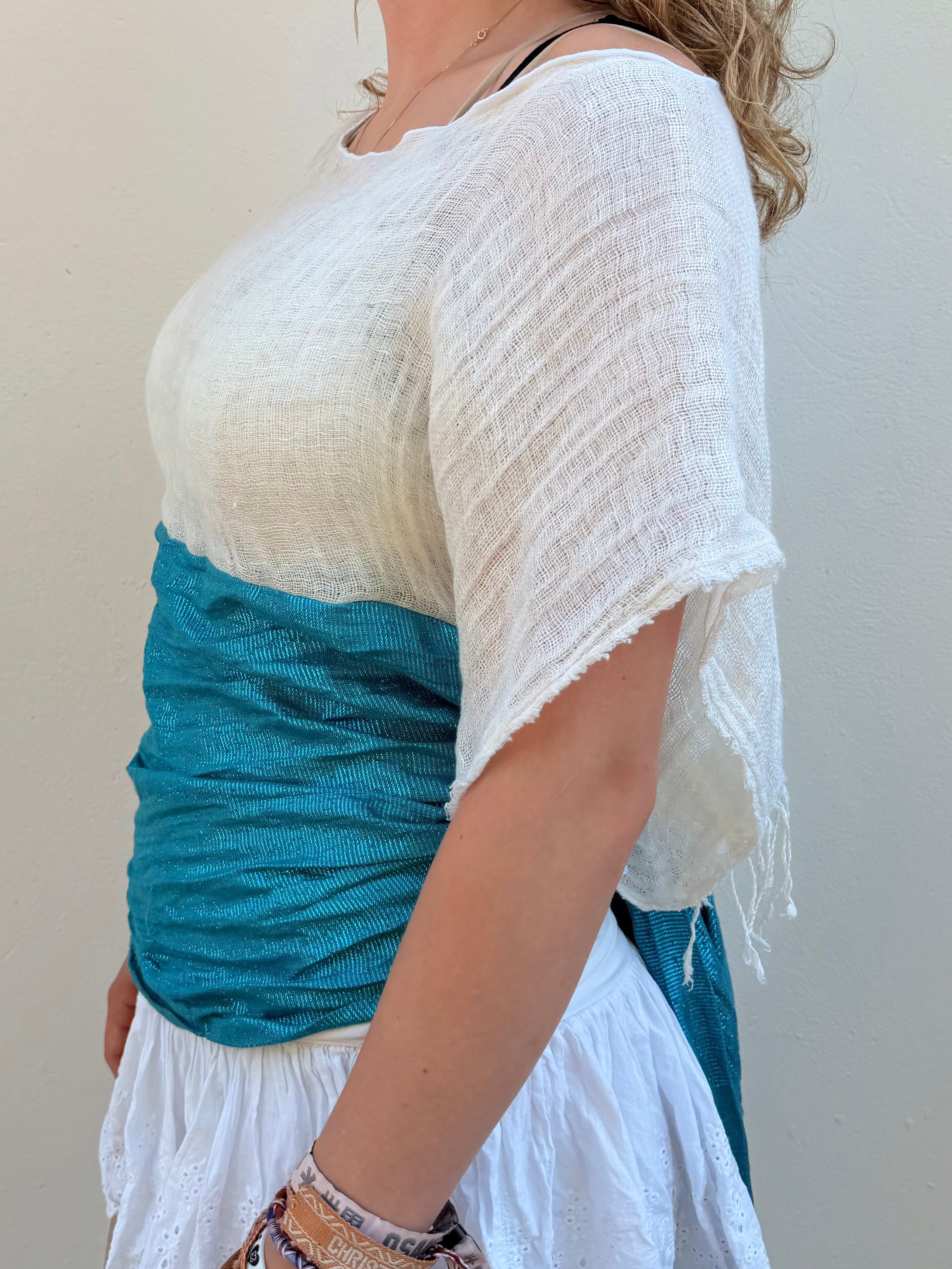 The Immy Top White & Blue